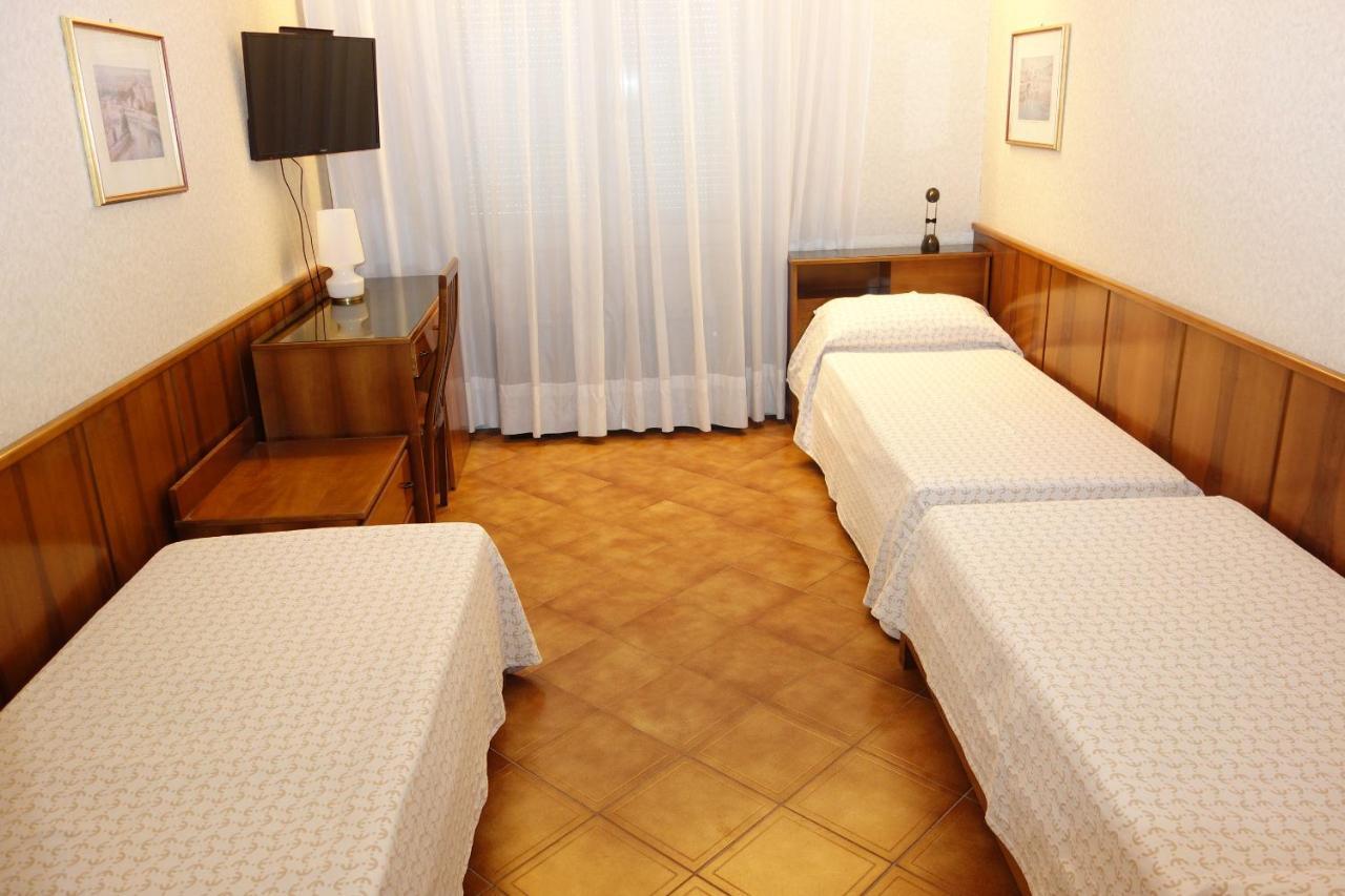 Euromotel Croce Bianca Verona Exteriér fotografie